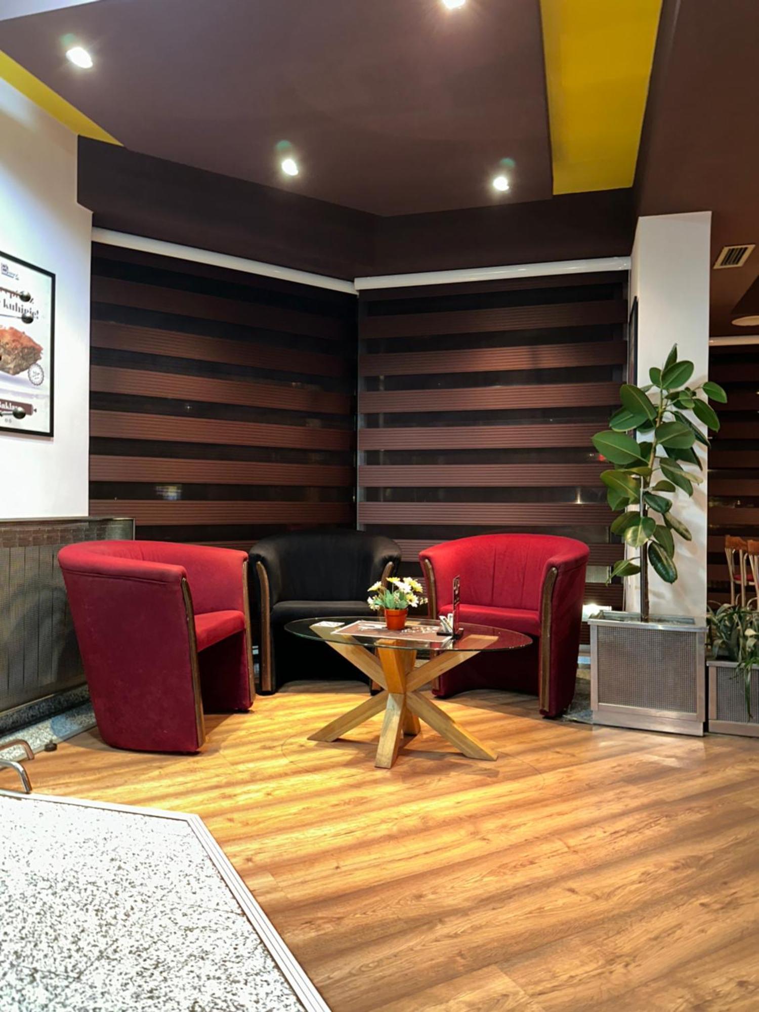 Hotel Brkic Sarajevo Airport - Free Parking Exterior foto